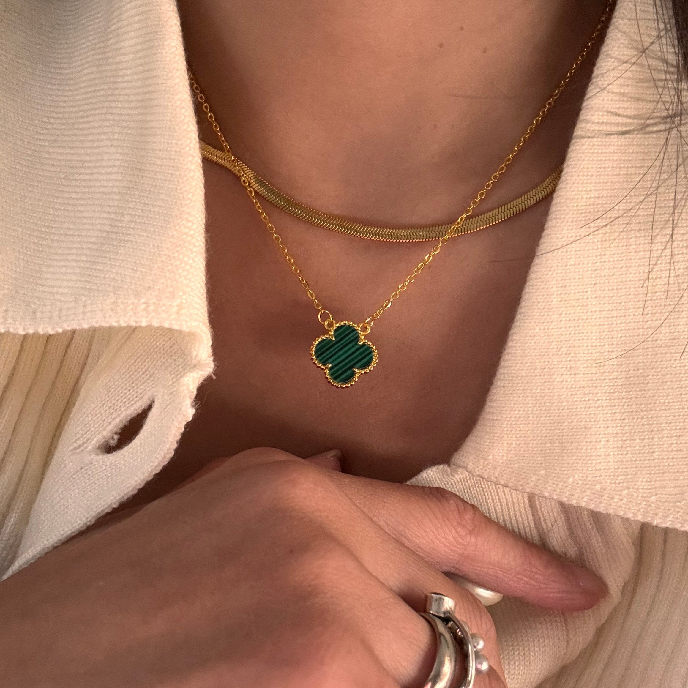 Four Leaf Clover necklace with green Malachite/ Halskæde - AD Jewellery Copenhagen