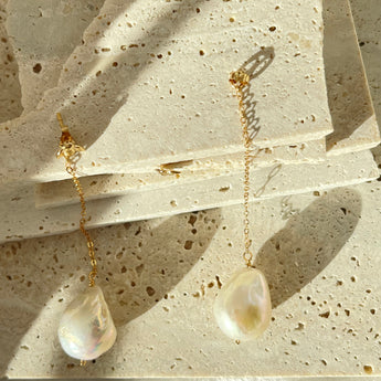 Baroque Pearl Chain Earrings with Honey Bee Studs - Milan - AD Jewellery Copenhagen