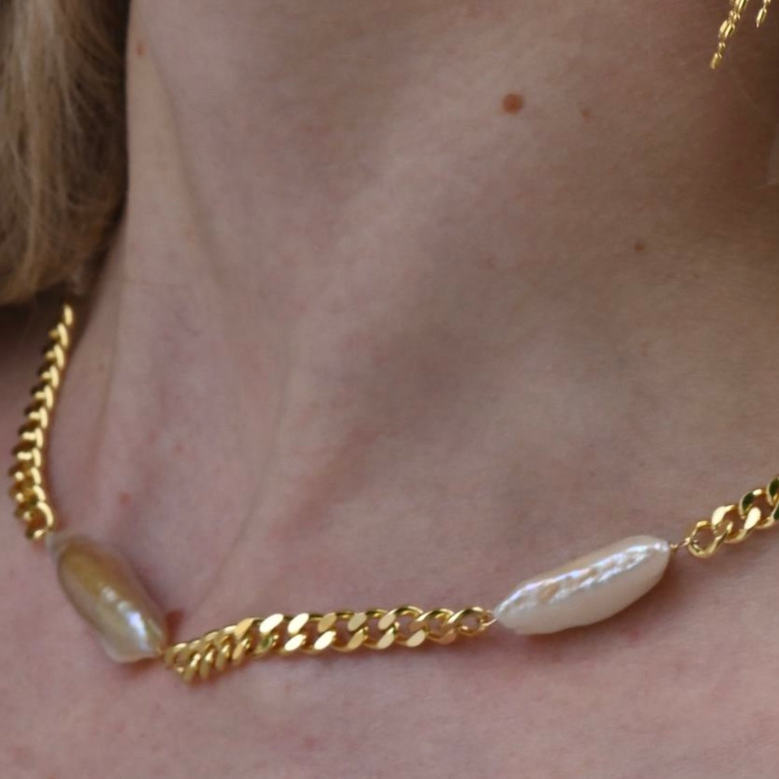 Details of the pearls and cuban chain. Handcrafted in Denmark.