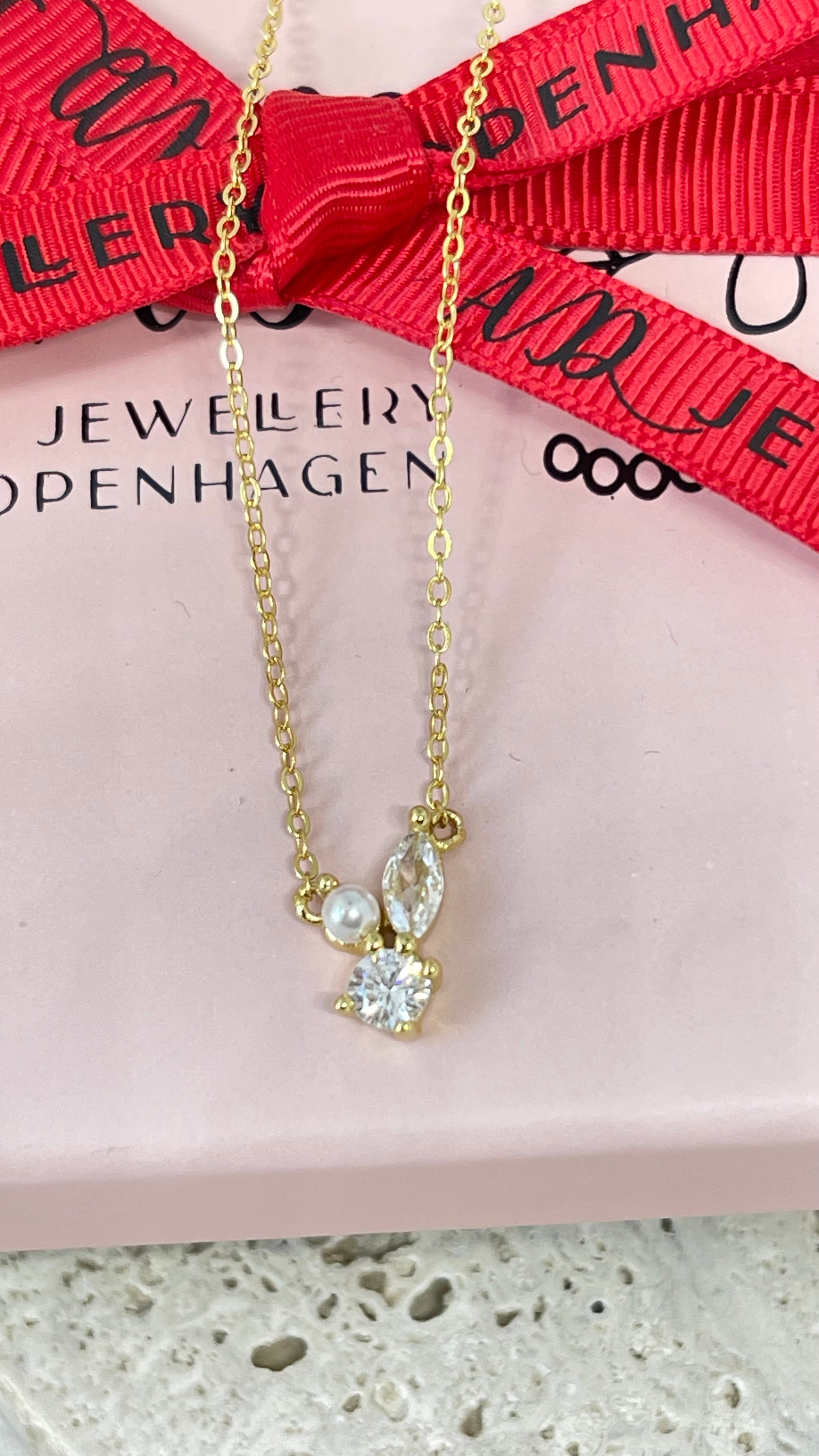 Petite pearl Necklace - AD Jewellery Copenhagen