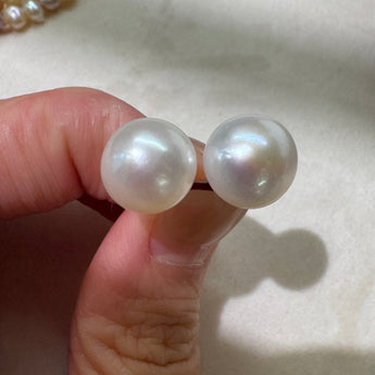 Freshwater Pearl Stud Earrings - AD Jewellery Copenhagen