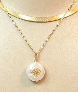 Honey Bee Pearl Necklace - Nature-Inspired Jewelry - AD Jewellery Copenhagen
