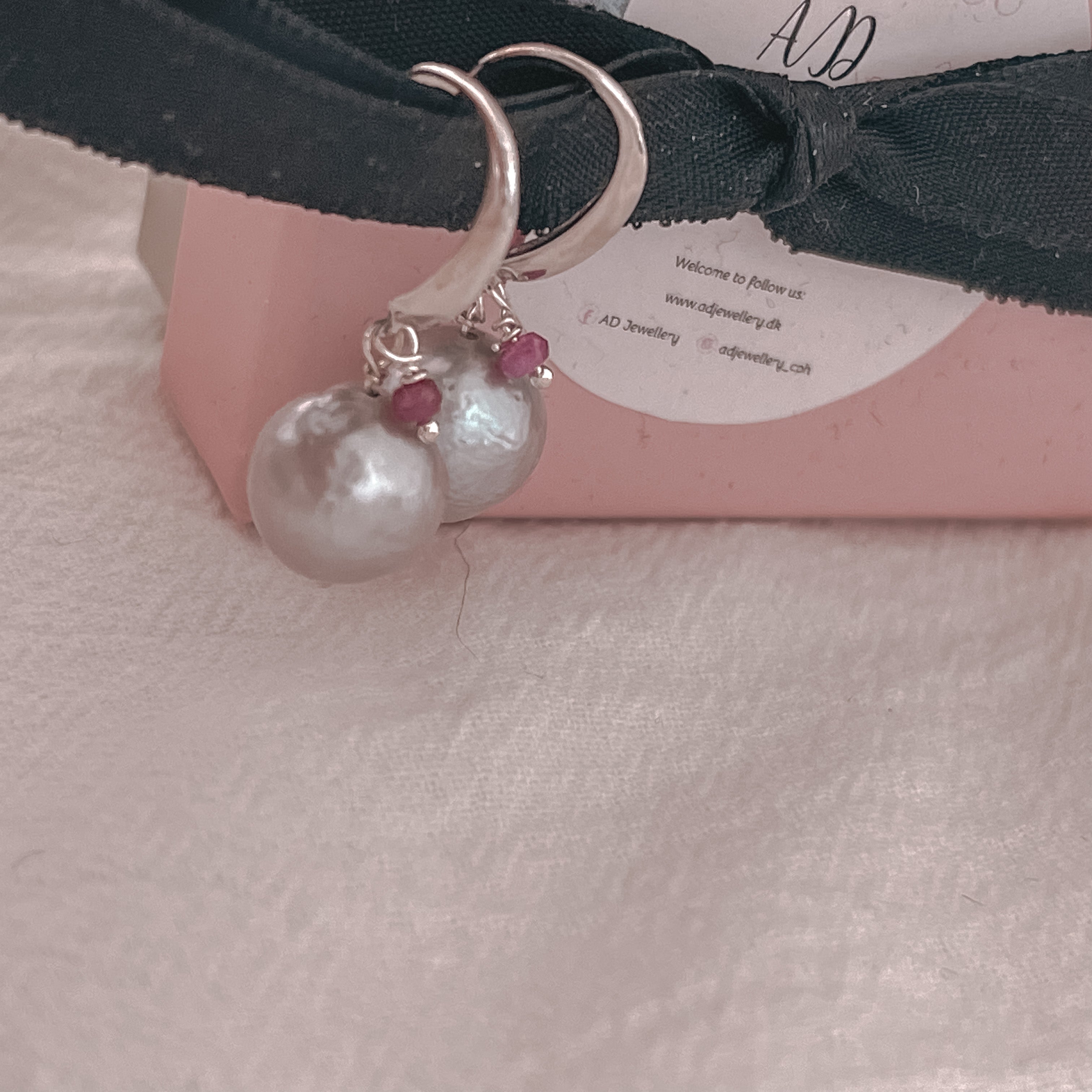 Nature grey Pearl Silver Earrings - Nada - AD Jewellery Copenhagen