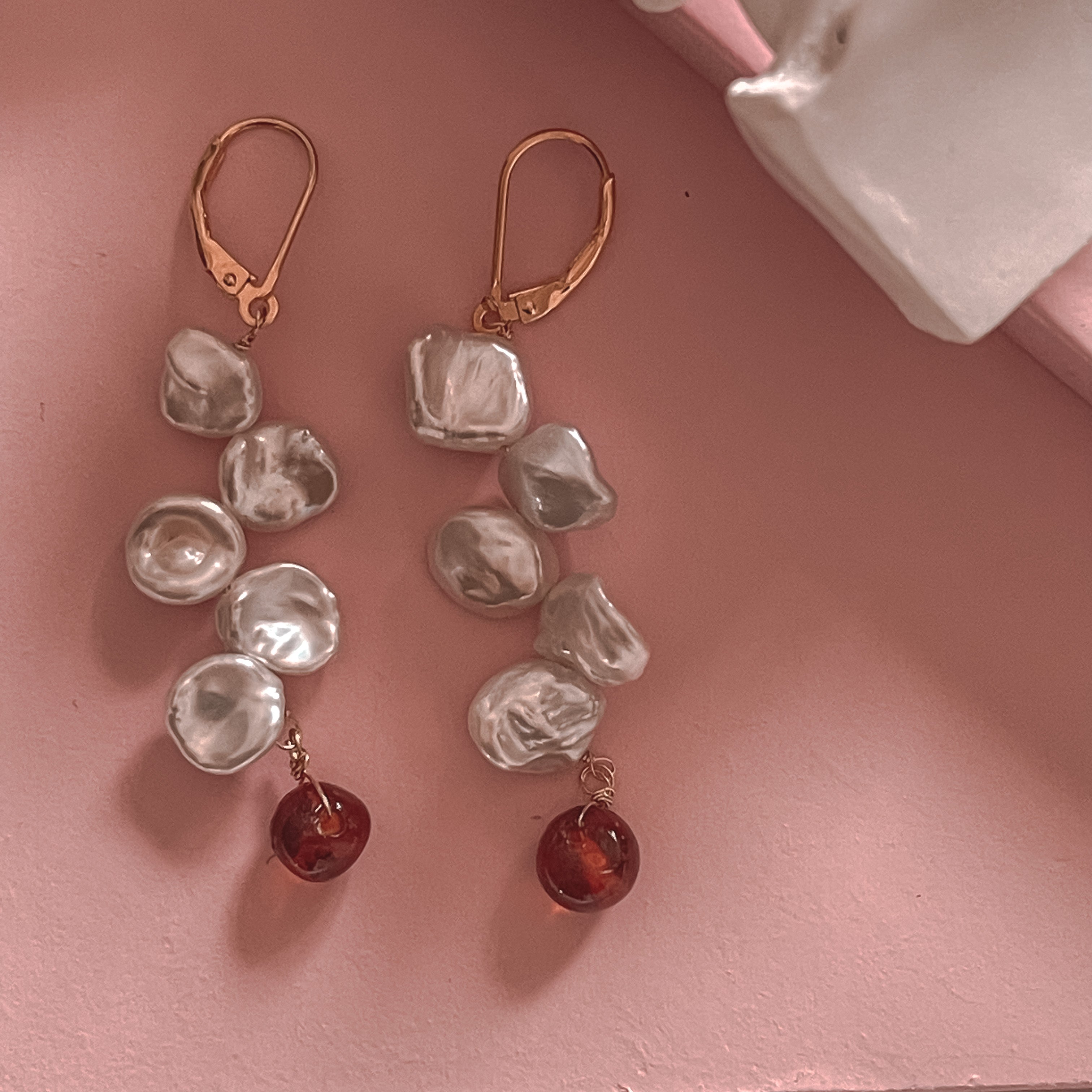 Kenzie Pearl Petals Earrings with natural amber stone - AD Jewellery Copenhagen