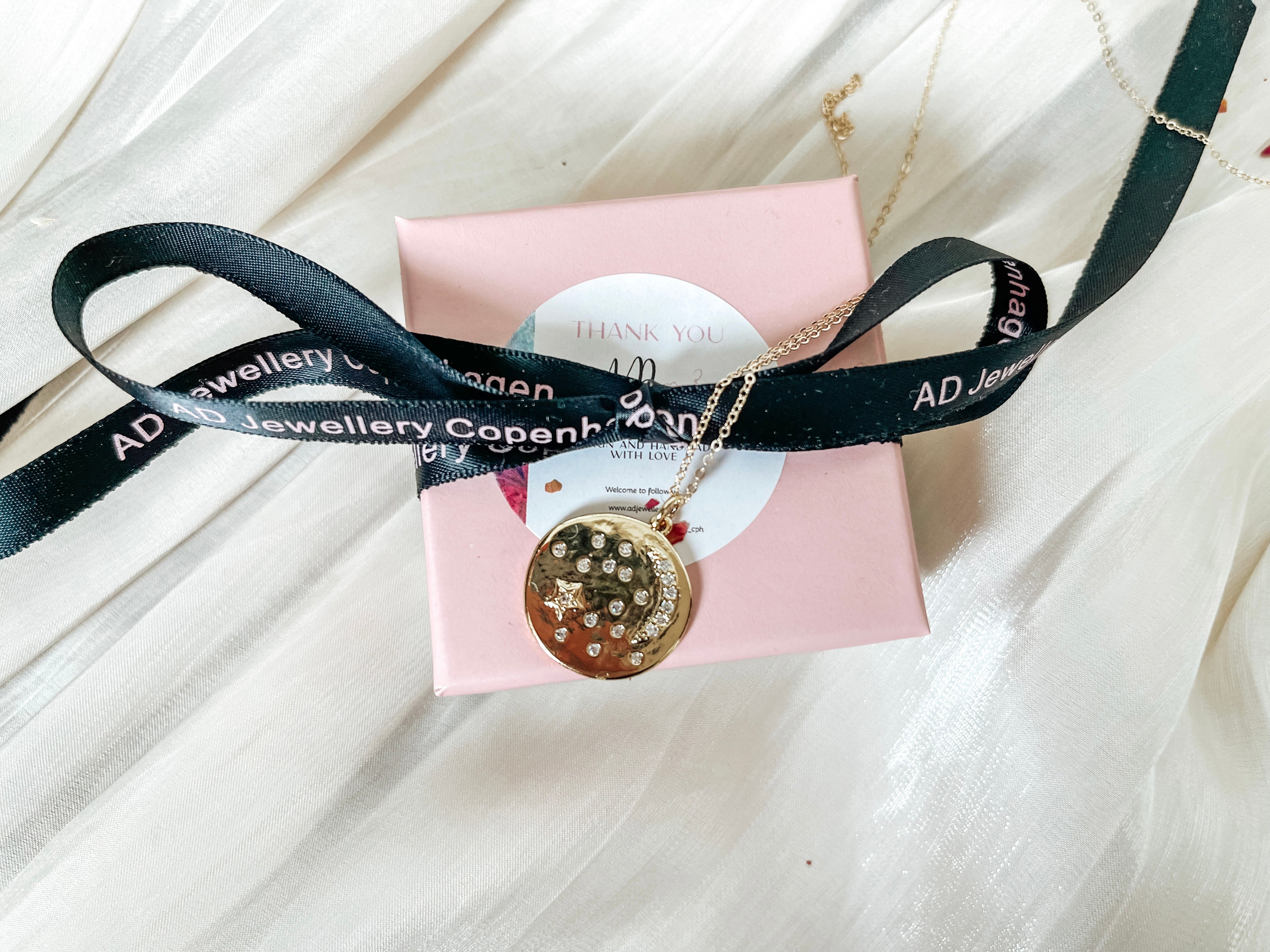 Luna Stars Pendant Gold Necklace - AD Jewellery Copenhagen