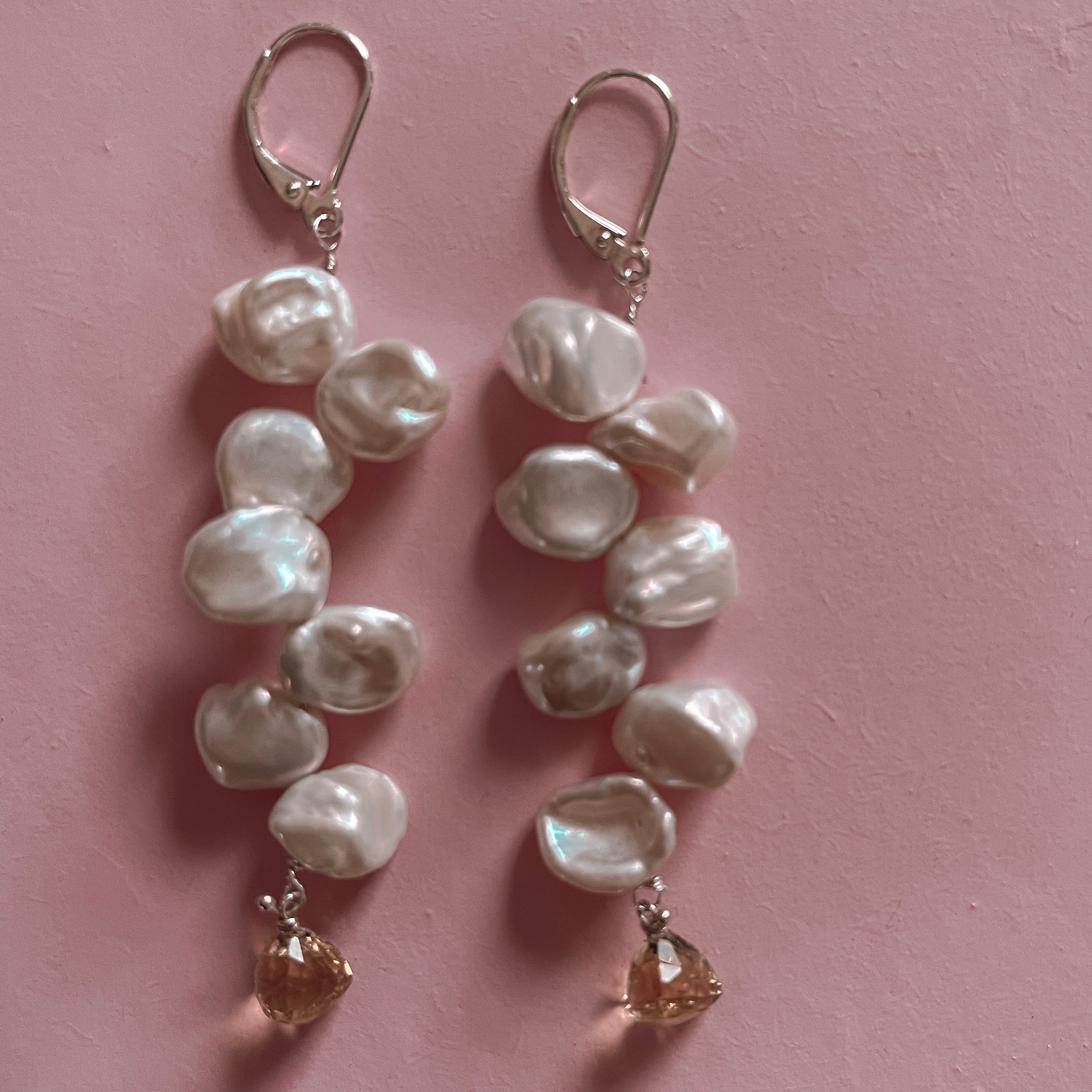 Kenzie Pearl Petals Silver Earrings with Lemon quartz pyramids - AD Jewellery Copenhagen