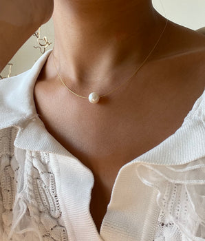 Ava Single Pearl Gold Necklace - AD Jewellery Copenhagen