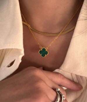 Four Leaf Clover necklace with green Malachite/ Halskæde - AD Jewellery Copenhagen