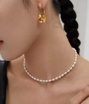 Dainty Rice Pearl Necklace with Gold Spacers - AD Jewellery Copenhagen