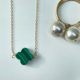 Four  Leaf Clover necklace with green Malachite/ Halskæde