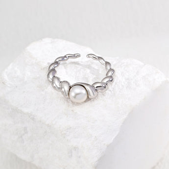 AD TwistPearl Ring - Baroque freshwater pearl on 18k gold vermeil twisted band, Nordic minimalist design.  