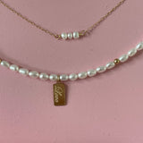 Petit Pearl Gold Necklace w. LOVE Pendant