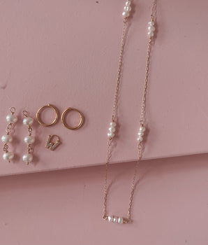 Mini Pearl Golden Necklace - Sisi - AD Jewellery Copenhagen