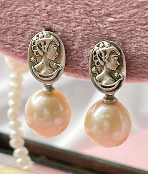 Ellie Pearl drop Earring - AD Jewellery Copenhagen