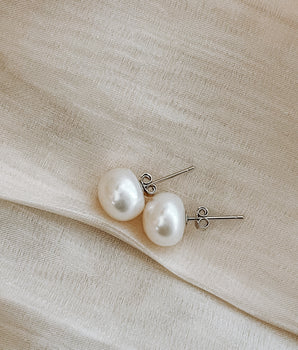 Remy Pearl Stud - AD Jewellery Copenhagen